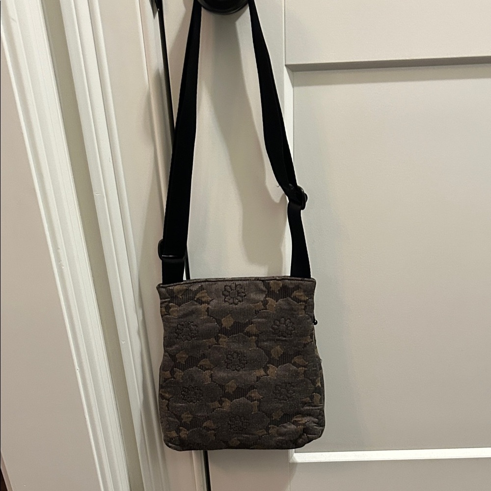 Maruca Shoulder/Crossbody Bag with Coin/Card Case - Picture 11 of 13
